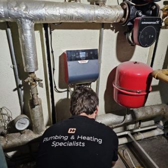PIPEKIT Supplies Plumbing and Heating Specialists Holland & Clay To Meet Commercial Maintenance Contract Needs
